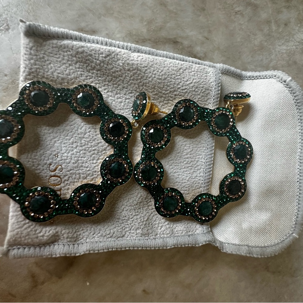 SORU Emerald and Gold Circular Earrings